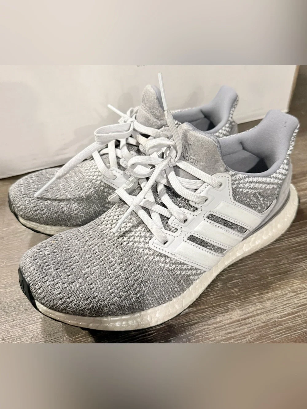 Adidas UltraBoost DNA Womens Size 7 1/2 Shoes Dash Gray Athletic Comfort FW4900